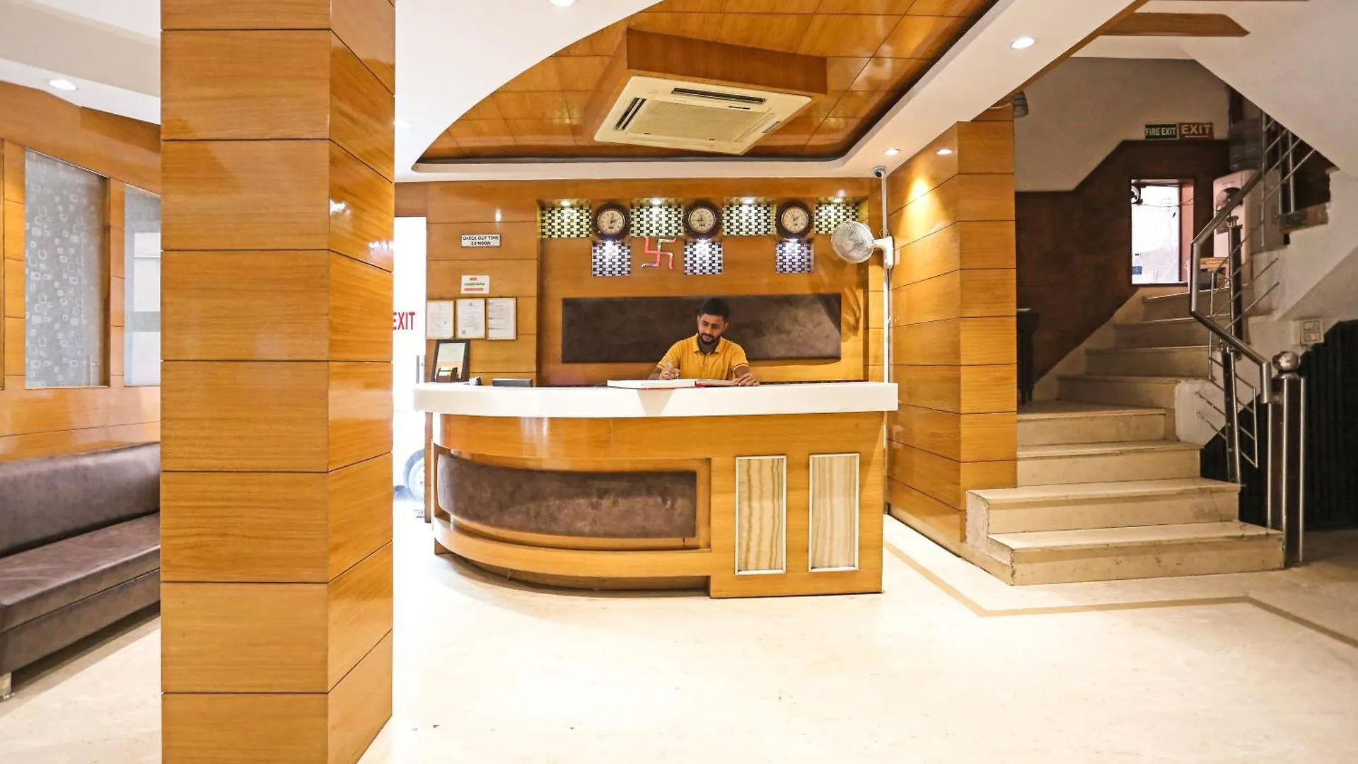 Hotel Silky Palace Near Igi Airportt New Delhi