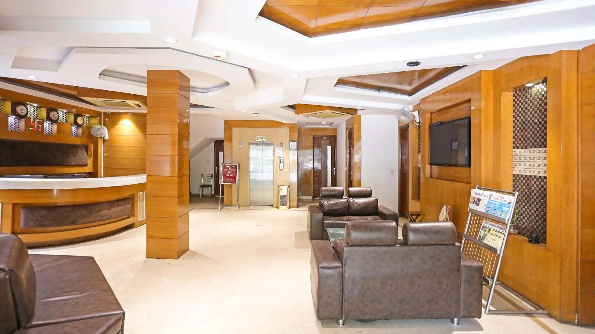 Hotel Silky Palace Near Igi Airportt New Delhi 3*,