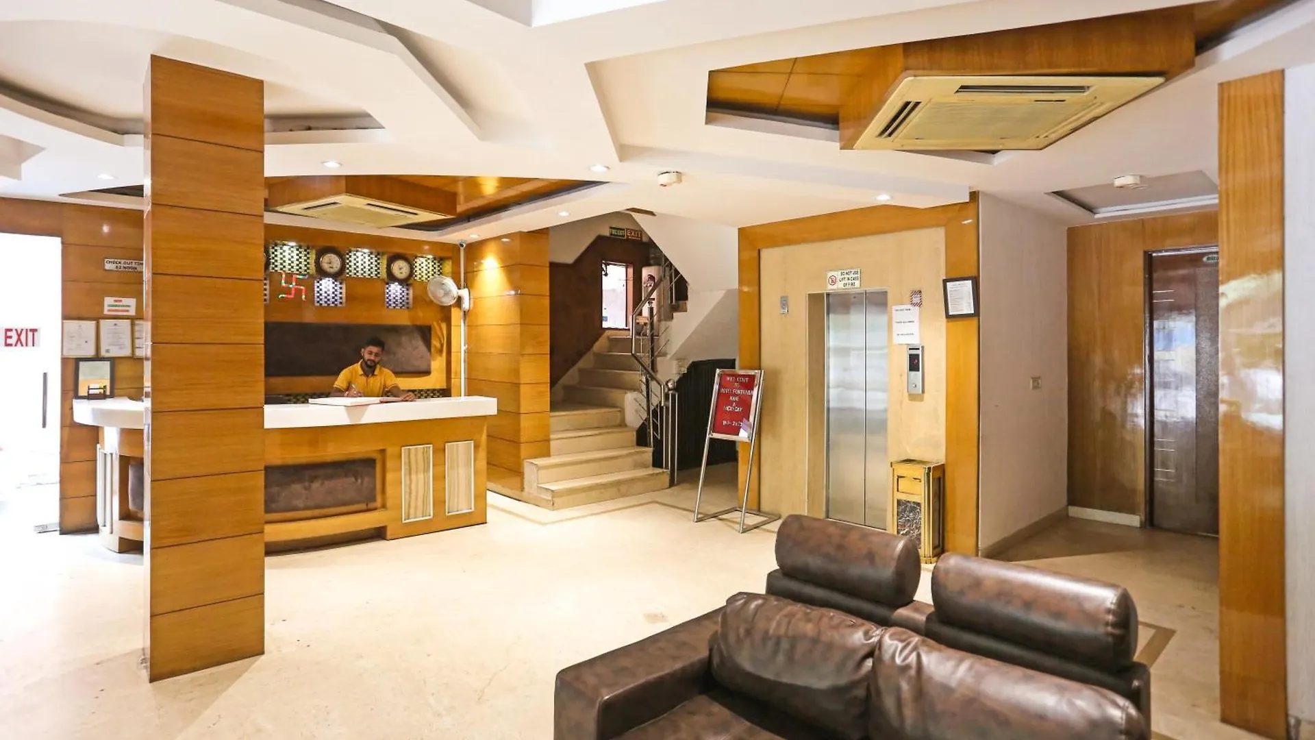 Hotel Silky Palace Near Igi Airportt New Delhi