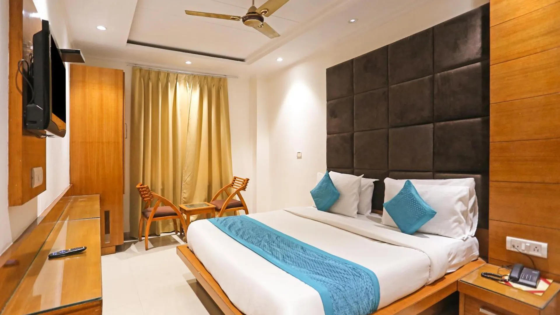 Hotel Silky Palace Near Igi Airportt New Delhi