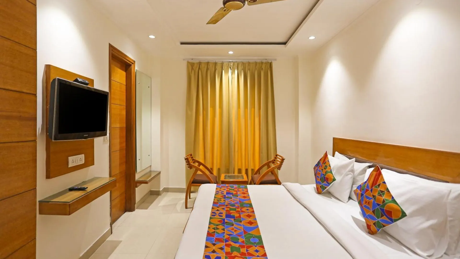 Hotel Silky Palace Near Igi Airportt New Delhi India